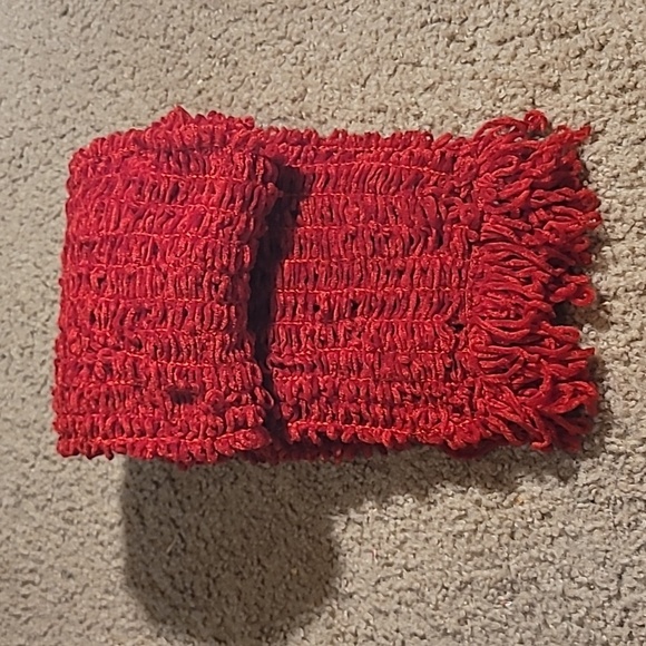 Red Fringed Fall Winter Scarf 6"×54" - Picture 3 of 4